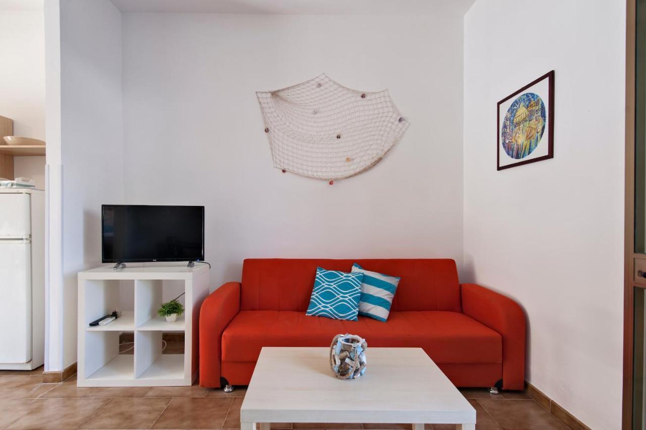 Brodolini Apartments توري ديل أورسو المظهر الخارجي الصورة
